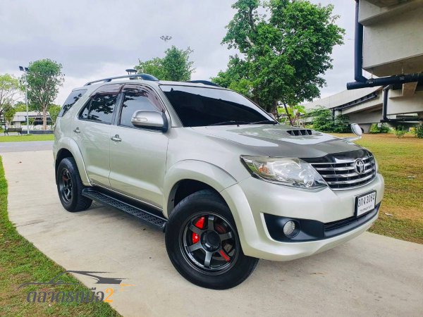 No.00400352 : TOYOTA FORTUNER 3.0 V 2WD ปี 2014